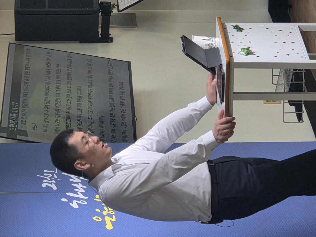 KakaoTalk_20250906_153147430_01.jpg : 7월 13일 고등부 예배 사진입니다~