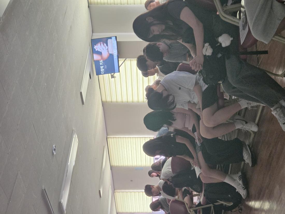 KakaoTalk_20250906_153147430_08.jpg : 7월 13일 고등부 예배 사진입니다~