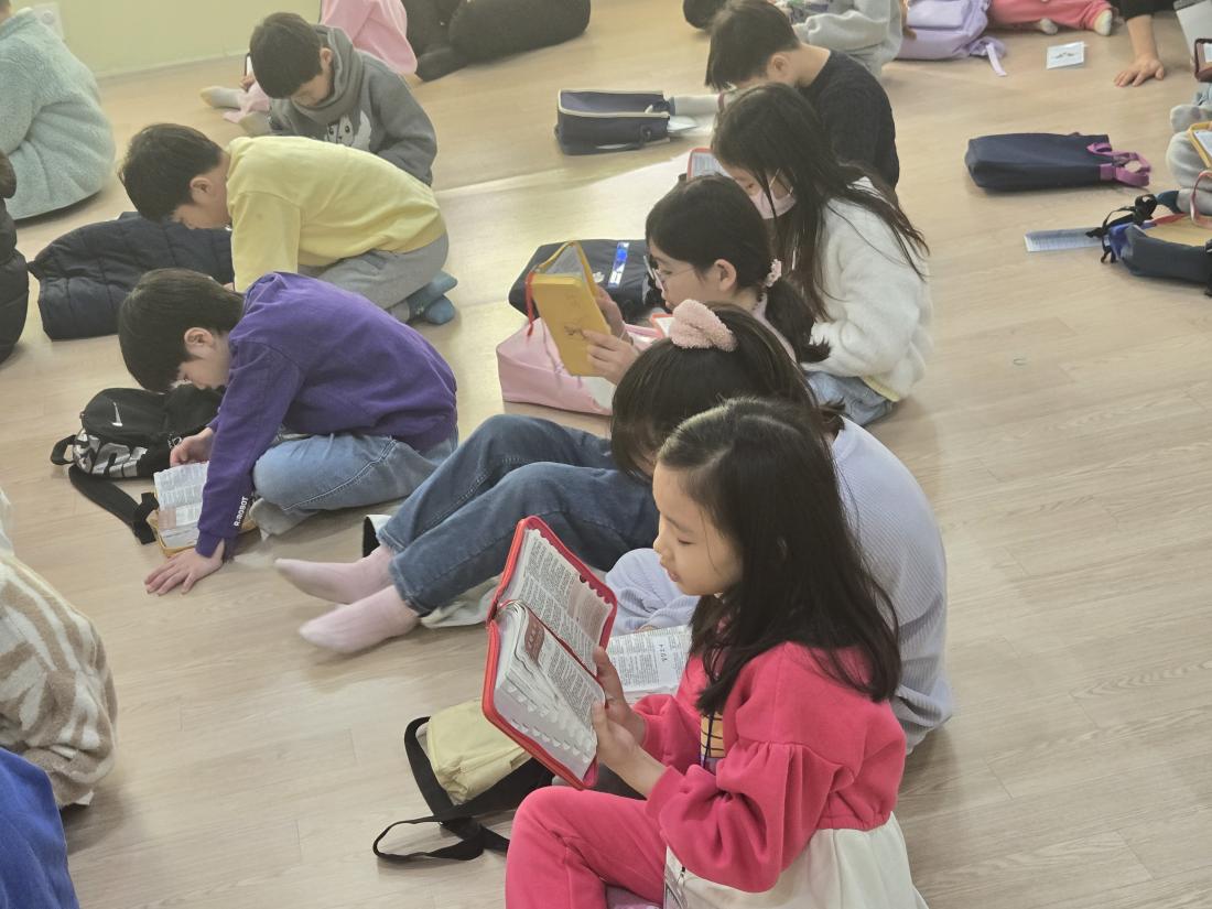 KakaoTalk_20250210_170607369_08.jpg : 2월 둘째주 유년부입니다