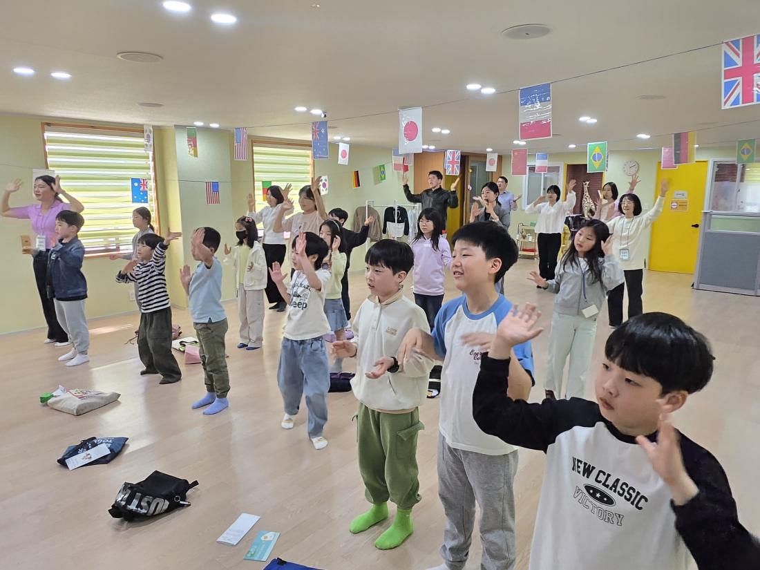 KakaoTalk_20250428_190008564_14.jpg : 4월 마지막주 유년부입니다^^