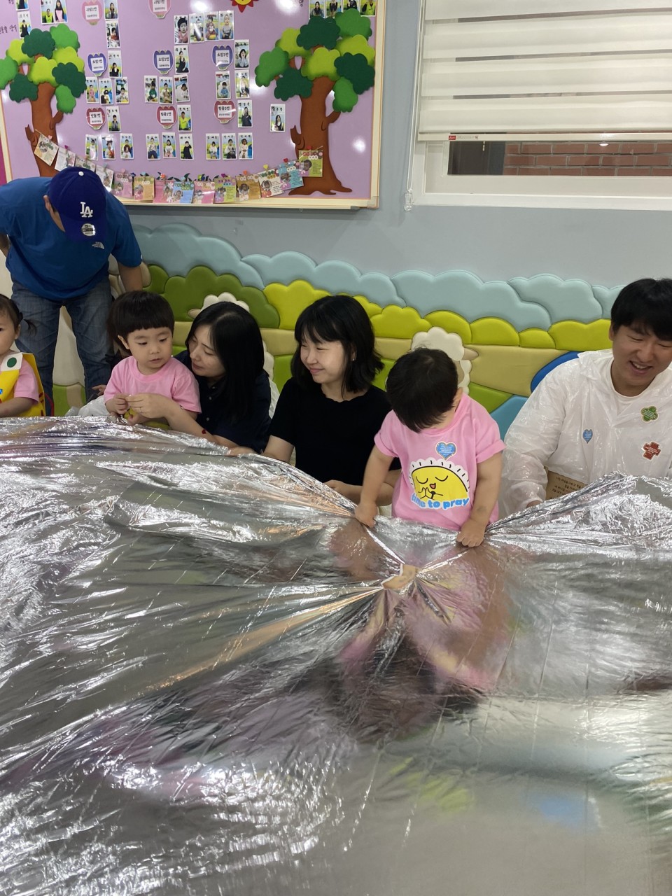 2 둘째날 (46-1) 복음의 빛 스카프 ((23).jpeg : 7월 14일 주일 영아부 여름성경학교 둘째날