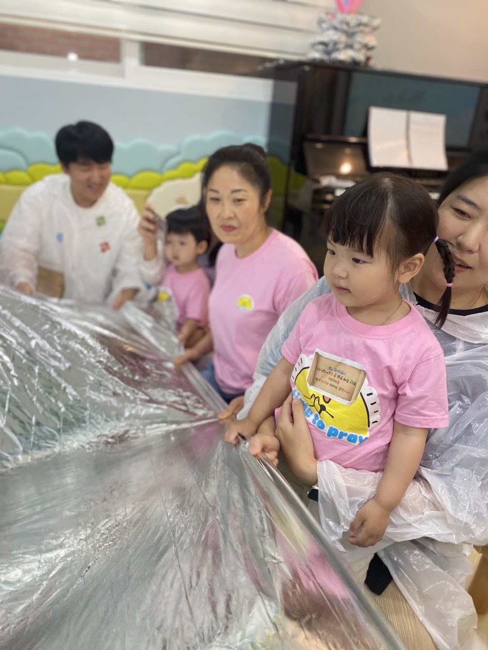 2 둘째날 (46-1) 복음의 빛 스카프 ((22).jpeg : 7월 14일 주일 영아부 여름성경학교 둘째날