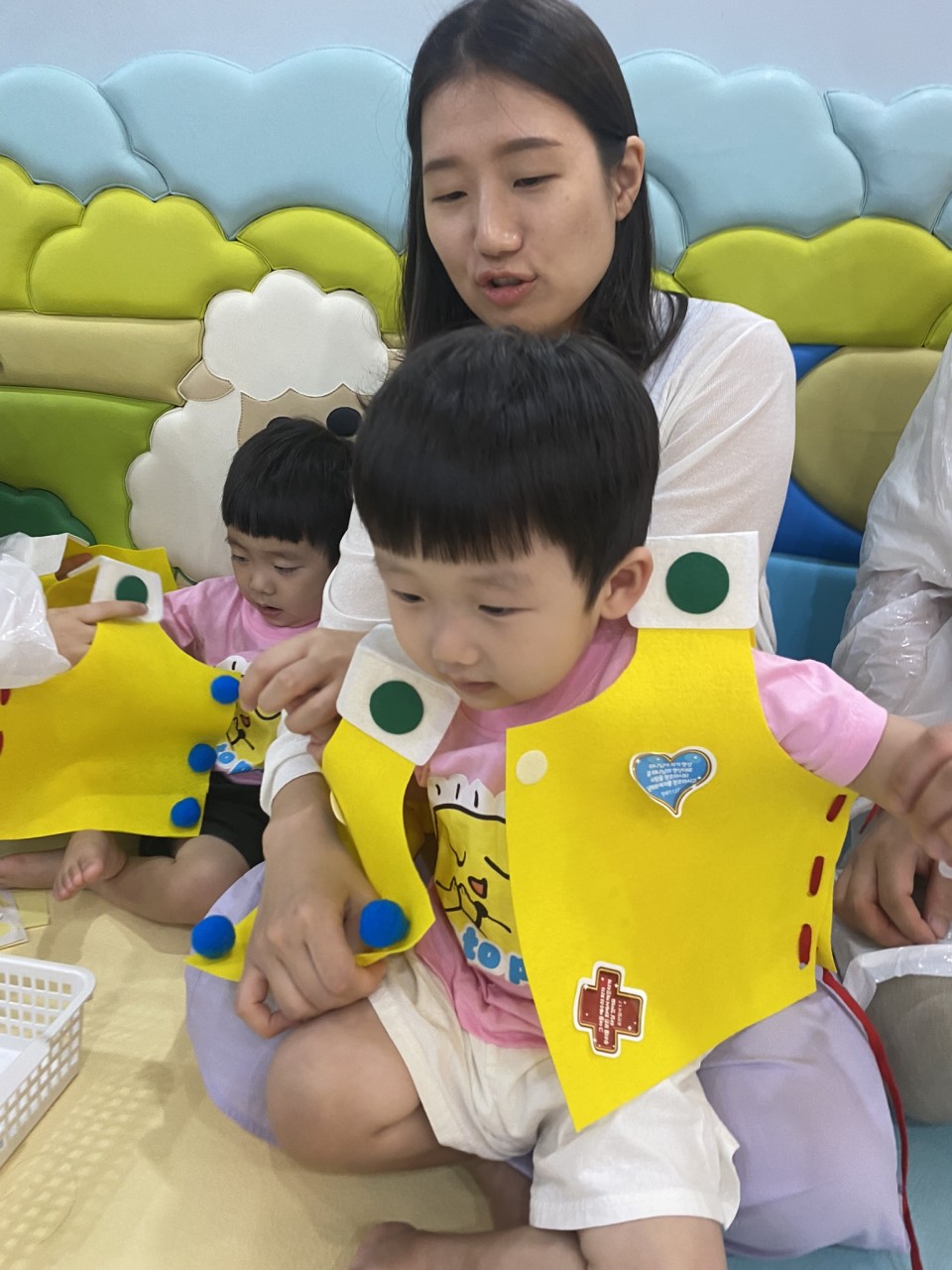 2 둘째날 (41-1) 복음으로 무장하는 가정 (21).jpeg : 7월 14일 주일 영아부 여름성경학교 둘째날