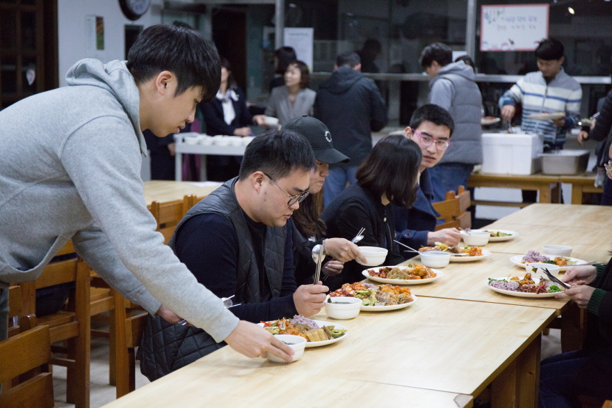 2017 교사부흥회-89.jpg