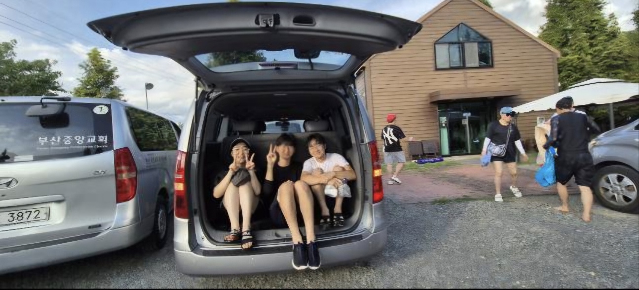 KakaoTalk_20240820_223716847_03.jpg : 7/22~24 고등부 여름수련회 사진입니다~