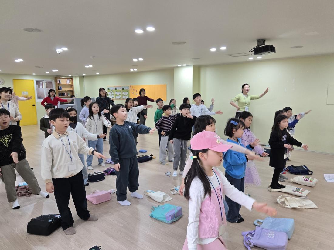 KakaoTalk_20250317_071704466_16.jpg : 3월 셋째주 유년부입니다