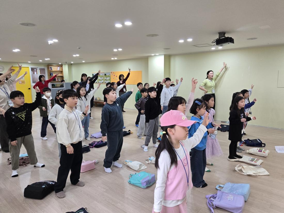 KakaoTalk_20250317_071704466_17.jpg : 3월 셋째주 유년부입니다