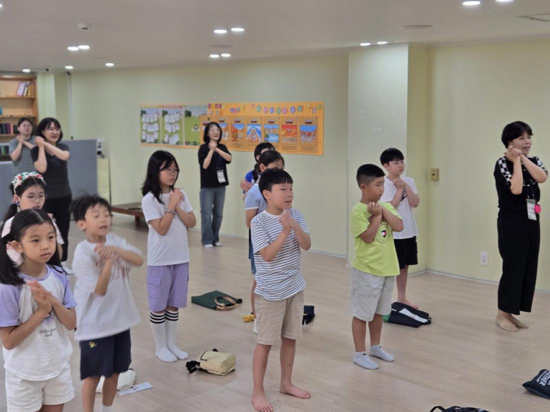 KakaoTalk_20250805_112115401_02.jpg : 8월 첫째주 유년부 예배입니다^^
