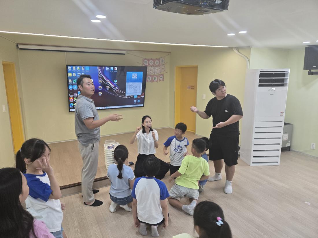 KakaoTalk_20250805_112048764_14.jpg : 8월 첫째주 유년부 예배입니다^^