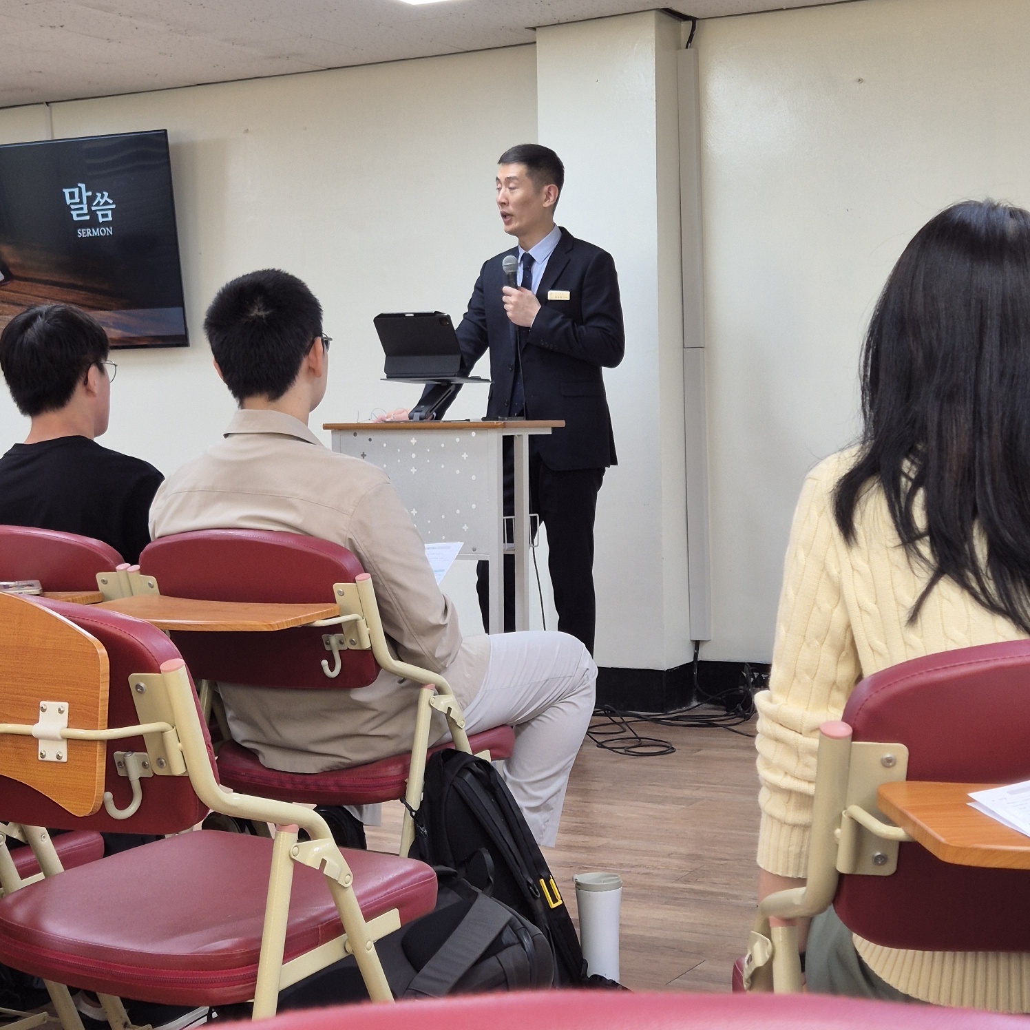 KakaoTalk_20240428_223242661_04.jpg : 4/28 고등부 예배 사진입니다