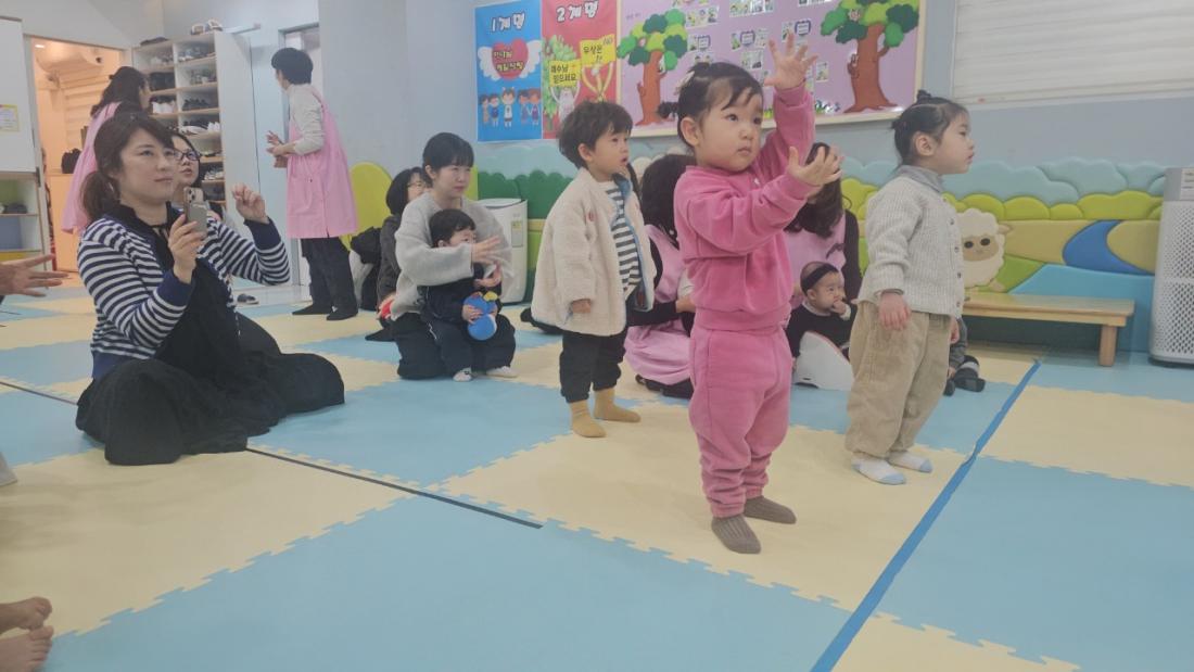 2026년 부산중앙교회 영아부_사진_20260215_48.jpg : 2월15일 주일 영아부 예배