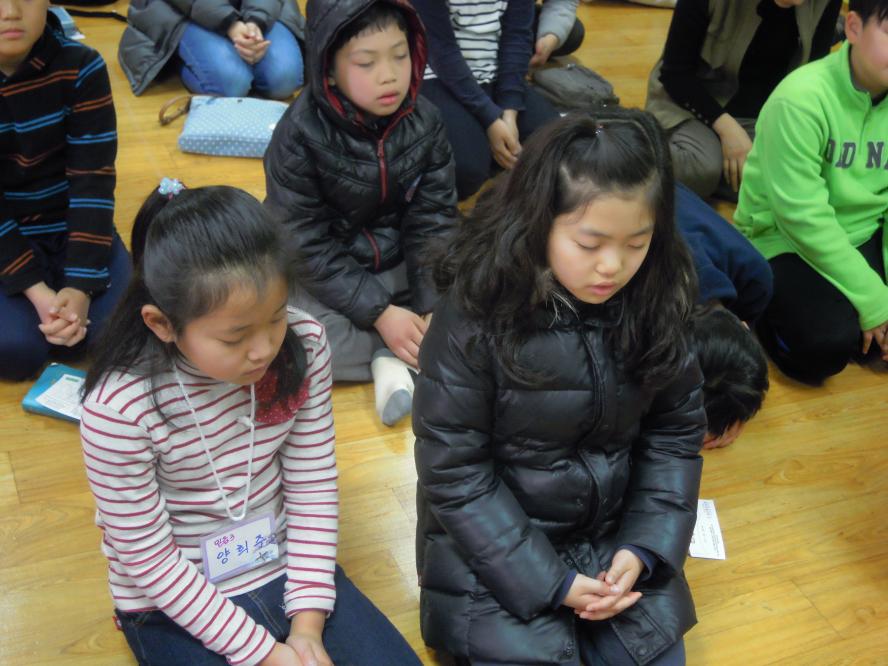 DSCN6102.JPG : [초등부]2014.02.09 초등부예배