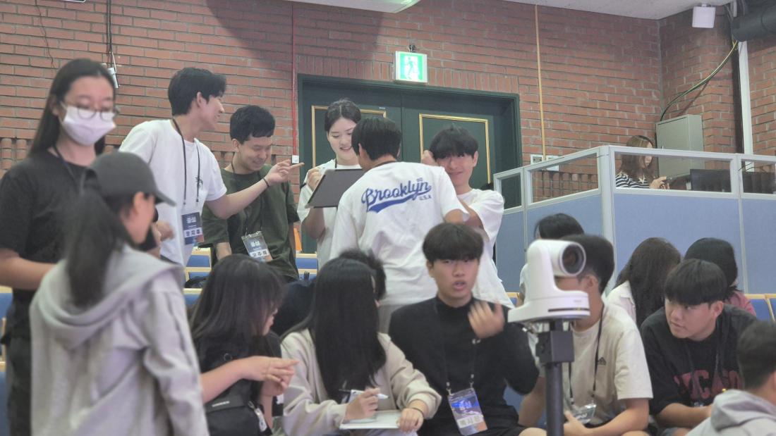KakaoTalk_20250906_154232167_21.jpg : 7/31-8/2 고등부 수련회 사진입니다~