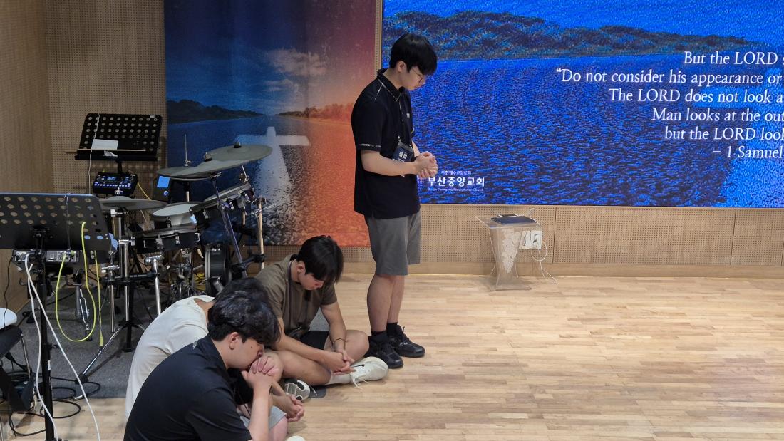 KakaoTalk_20250906_154232167_29.jpg : 7/31-8/2 고등부 수련회 사진입니다~