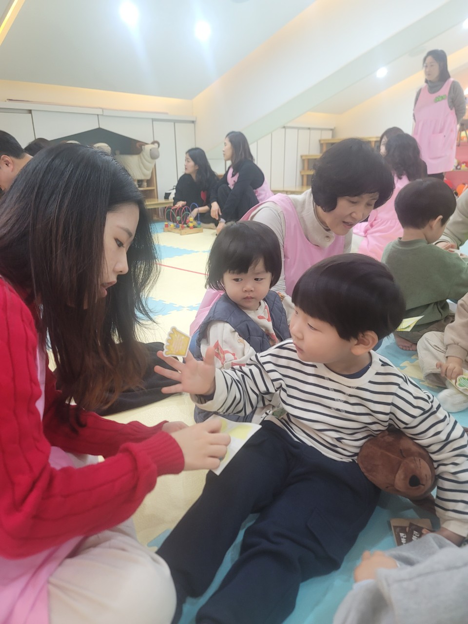 2025년 부산중앙교회 영아부_사진_20250120_58.jpg : 1월19일 주일 영아부 예배