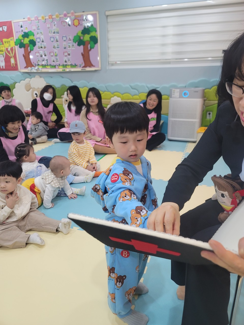 2025년 부산중앙교회 영아부_사진_20250407_21.jpg : 4월6일 주일 영아부 예배