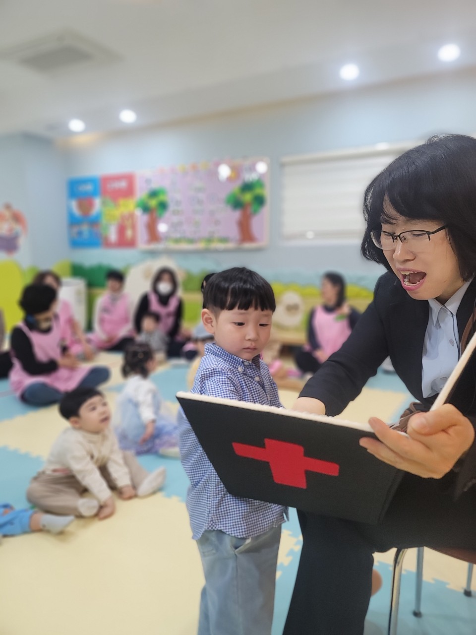 2025년 부산중앙교회 영아부_사진_20250407_18.jpg : 4월6일 주일 영아부 예배