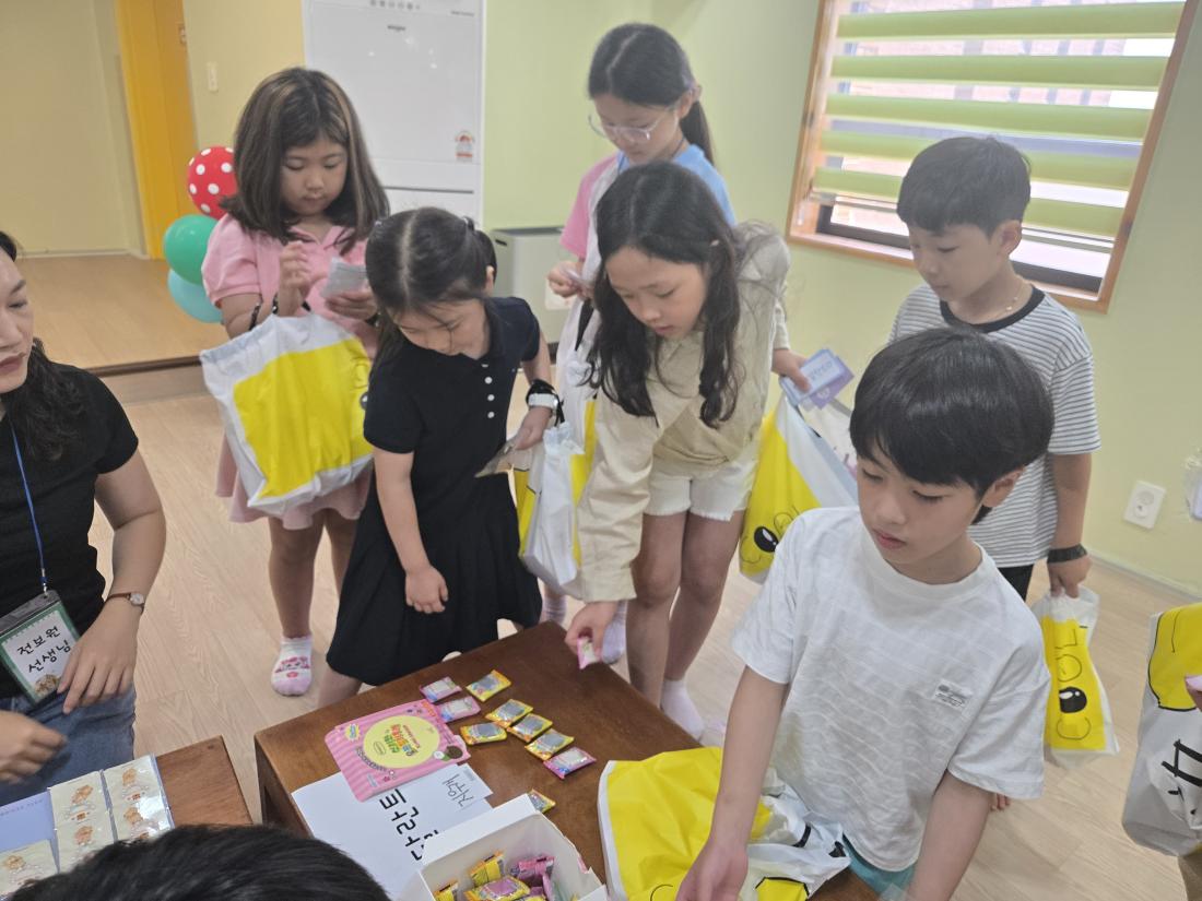 KakaoTalk_20250701_193956715_04.jpg : 6월 마지막주 유년부모습입니다^^