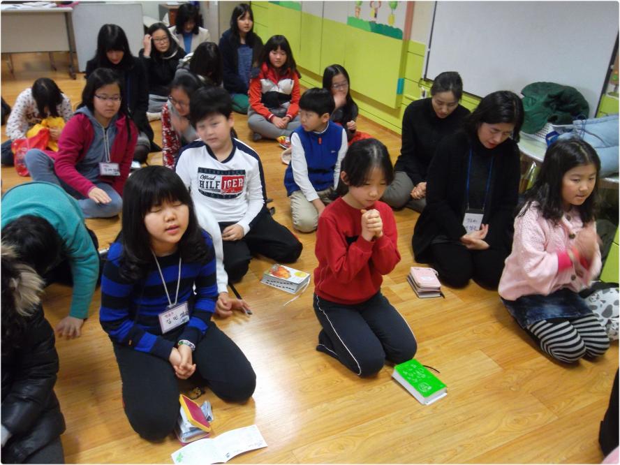 SAM_0331.JPG : [초등부]2014.3.2 초등부예배