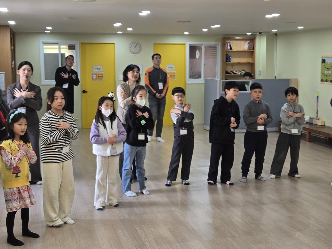 KakaoTalk_20260104_162006445_20.jpg : 2026 유년부 첫 예배 모습입니다^^