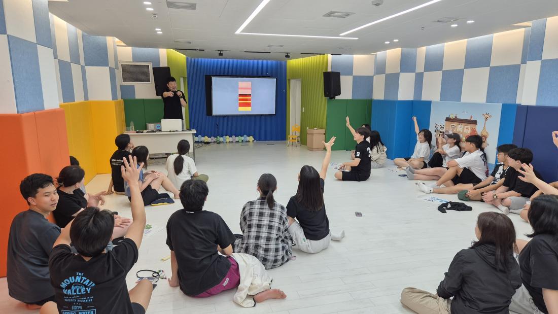 KakaoTalk_20250906_154946036_27.jpg : 7/31-8/2 고등부 수련회 사진입니다~