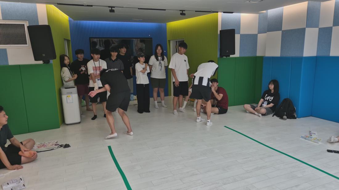 KakaoTalk_20250906_154946036_06.jpg : 7/31-8/2 고등부 수련회 사진입니다~