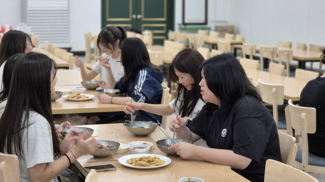 KakaoTalk_20250906_155128066_14.jpg : 7/31-8/2 고등부 수련회 사진입니다~