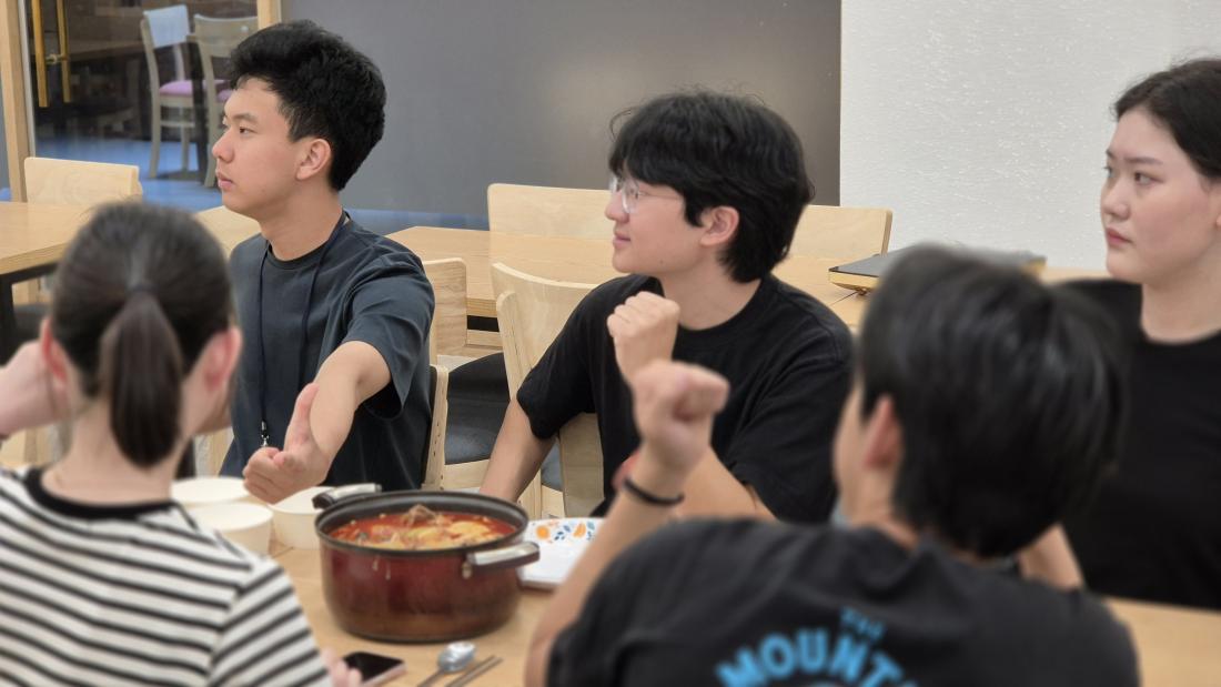 KakaoTalk_20250906_154946036_15.jpg : 7/31-8/2 고등부 수련회 사진입니다~