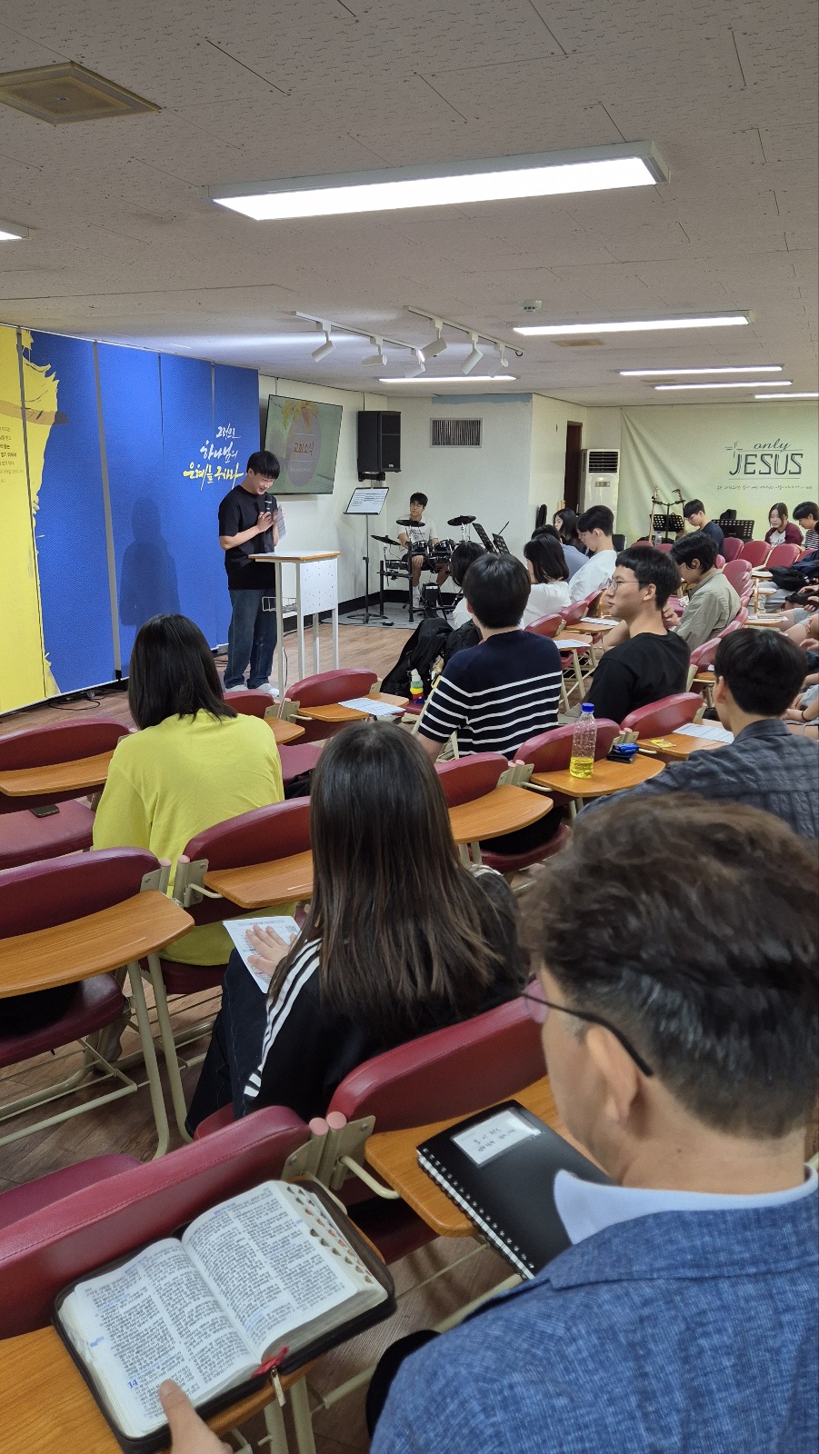 KakaoTalk_20240930_222930553_08.jpg : 9월 29일 고등부 예배 사진입니다