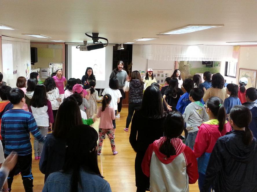 praise2.jpg : [초등부]4월27일 초등부예배