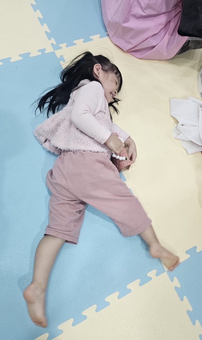 [크기변환]2026년 부산중앙교회 영아부_사진_20260405_65.jpg : 4월5일 주일 영아부 예배