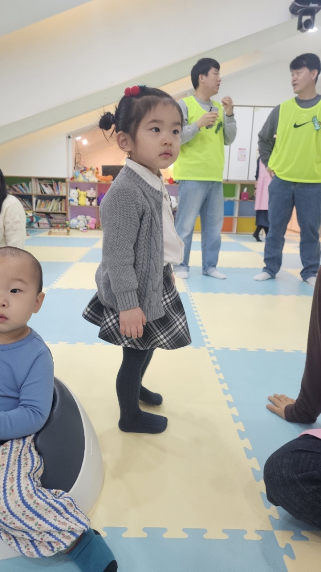 [크기변환]2026년 부산중앙교회 영아부_사진_20260405_15.jpg : 4월5일 주일 영아부 예배