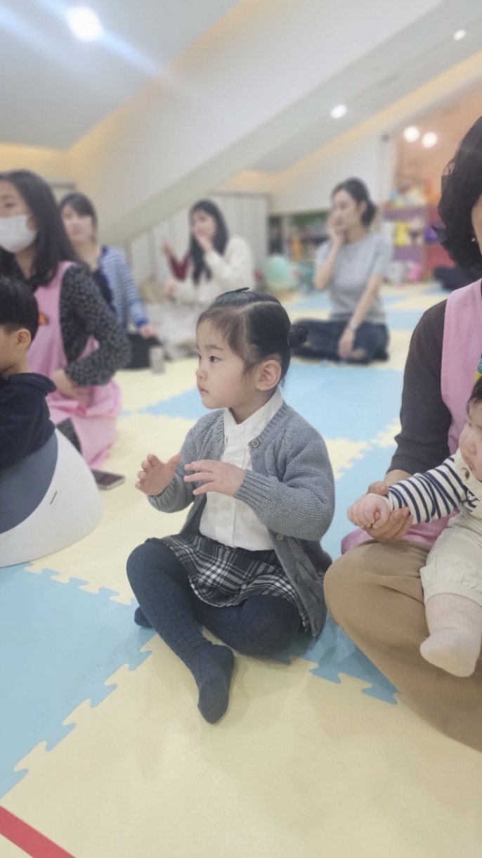 [크기변환]2026년 부산중앙교회 영아부_사진_20260405_41.jpg : 4월5일 주일 영아부 예배