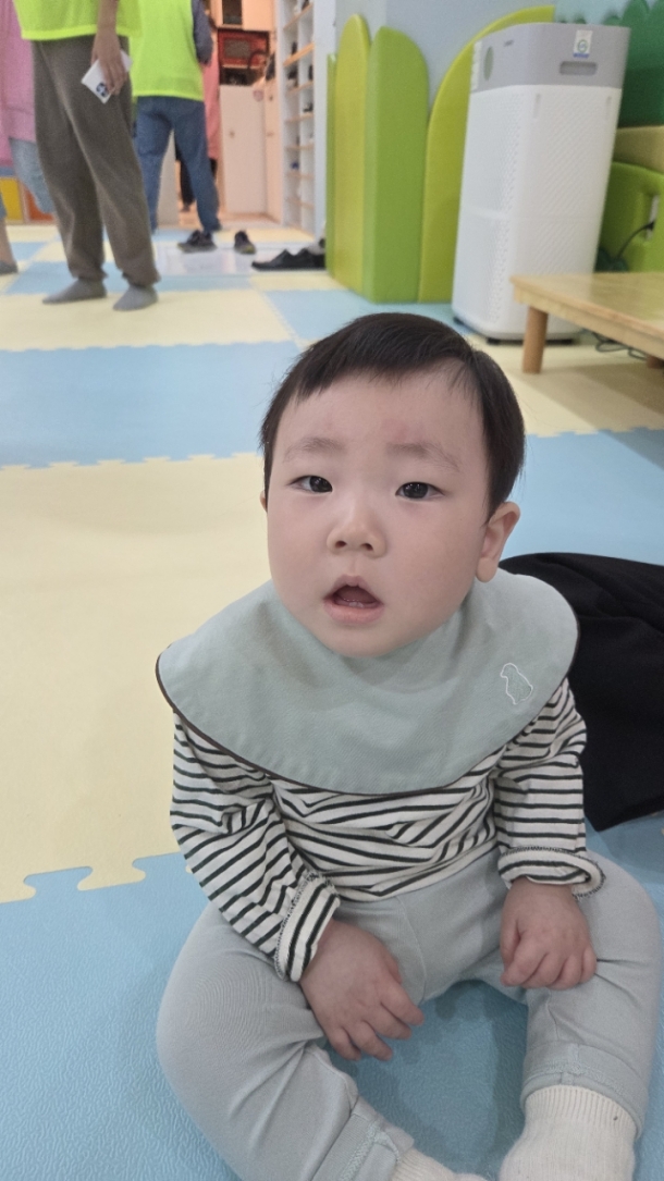 [크기변환]2026년 부산중앙교회 영아부_사진_20260408_12.jpg : 4월5일 주일 영아부 예배