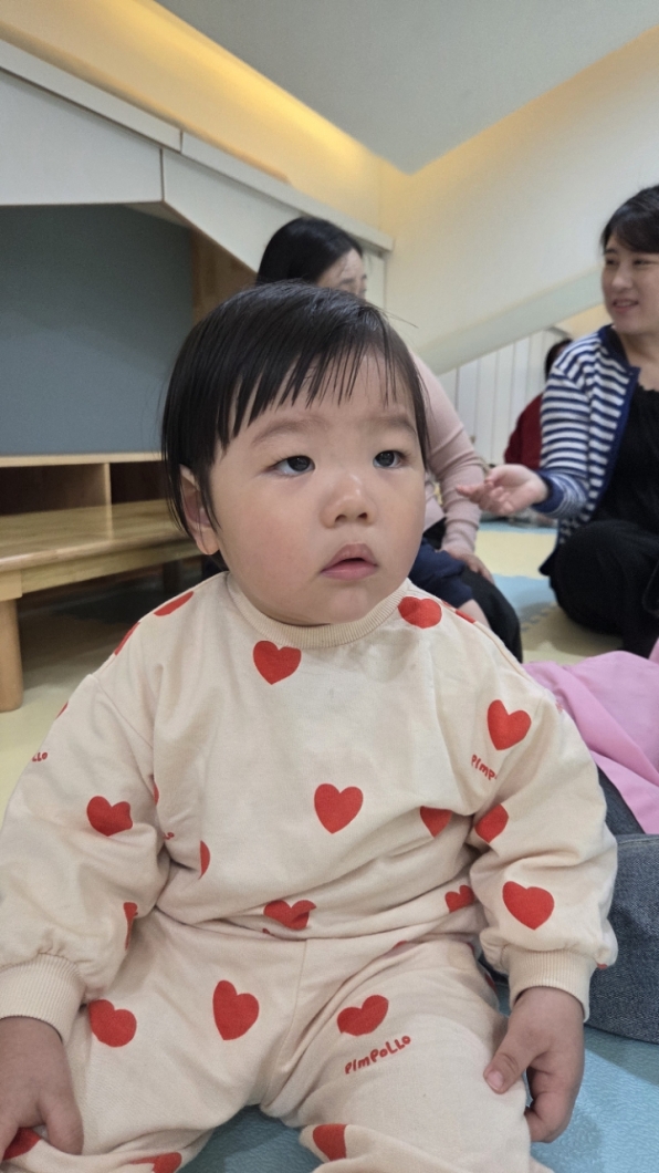 [크기변환]2026년 부산중앙교회 영아부_사진_20260408_11.jpg : 4월5일 주일 영아부 예배