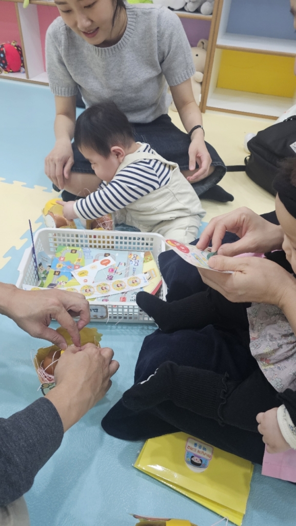 [크기변환]2026년 부산중앙교회 영아부_사진_20260405_81.jpg : 4월5일 주일 영아부 예배