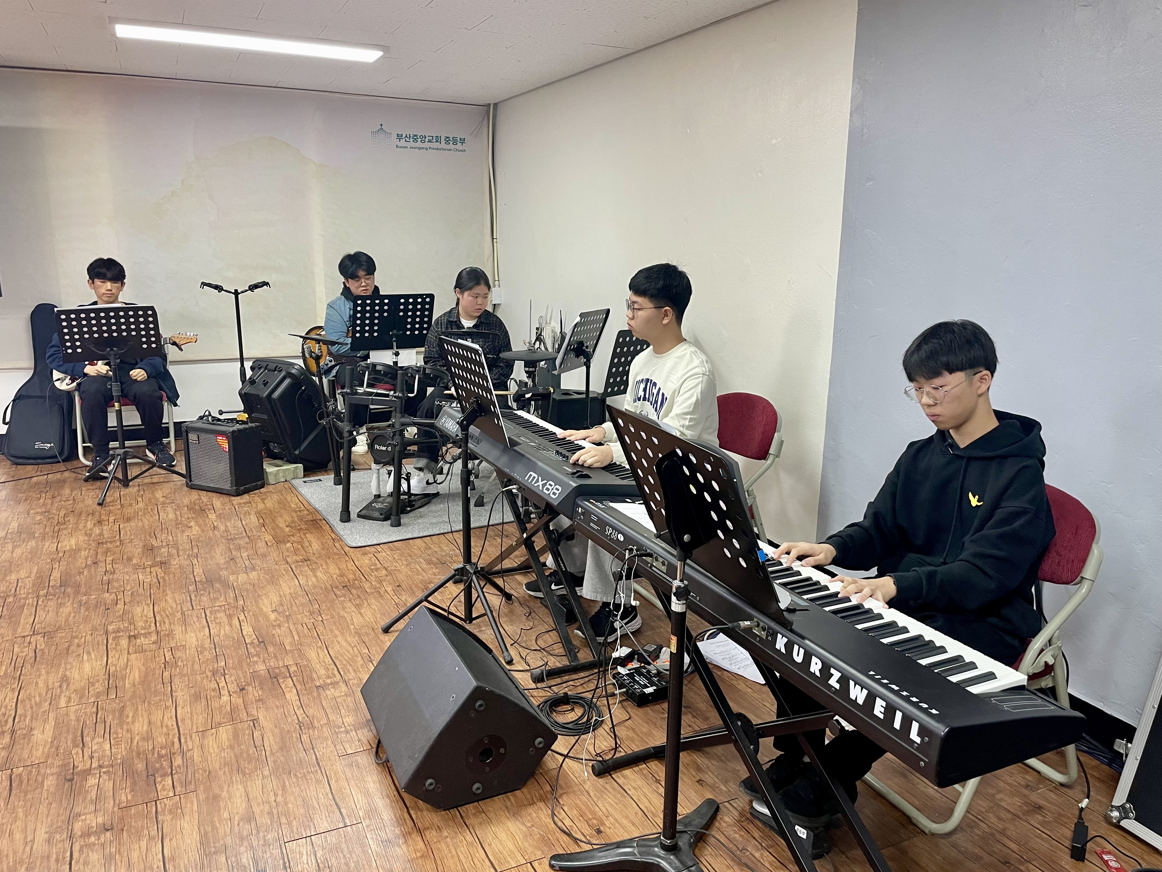 IMG_4286.jpeg : 2024년 3월 3일 중등부예배
