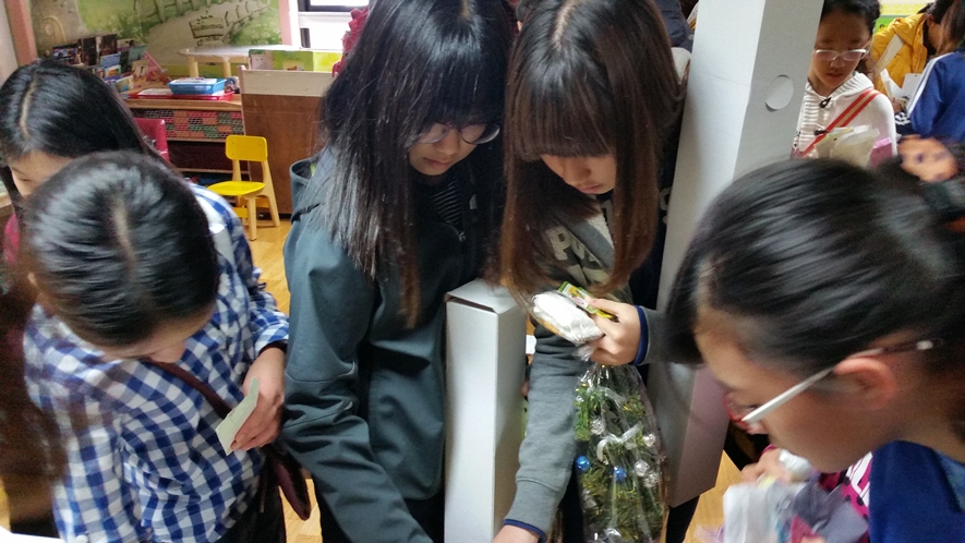 20141130_100834.jpg : [초등부]11월30일 달란트잔치!!