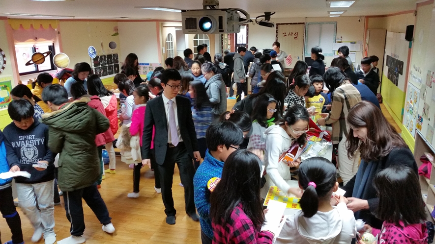 20141130_100857.jpg : [초등부]11월30일 달란트잔치!!