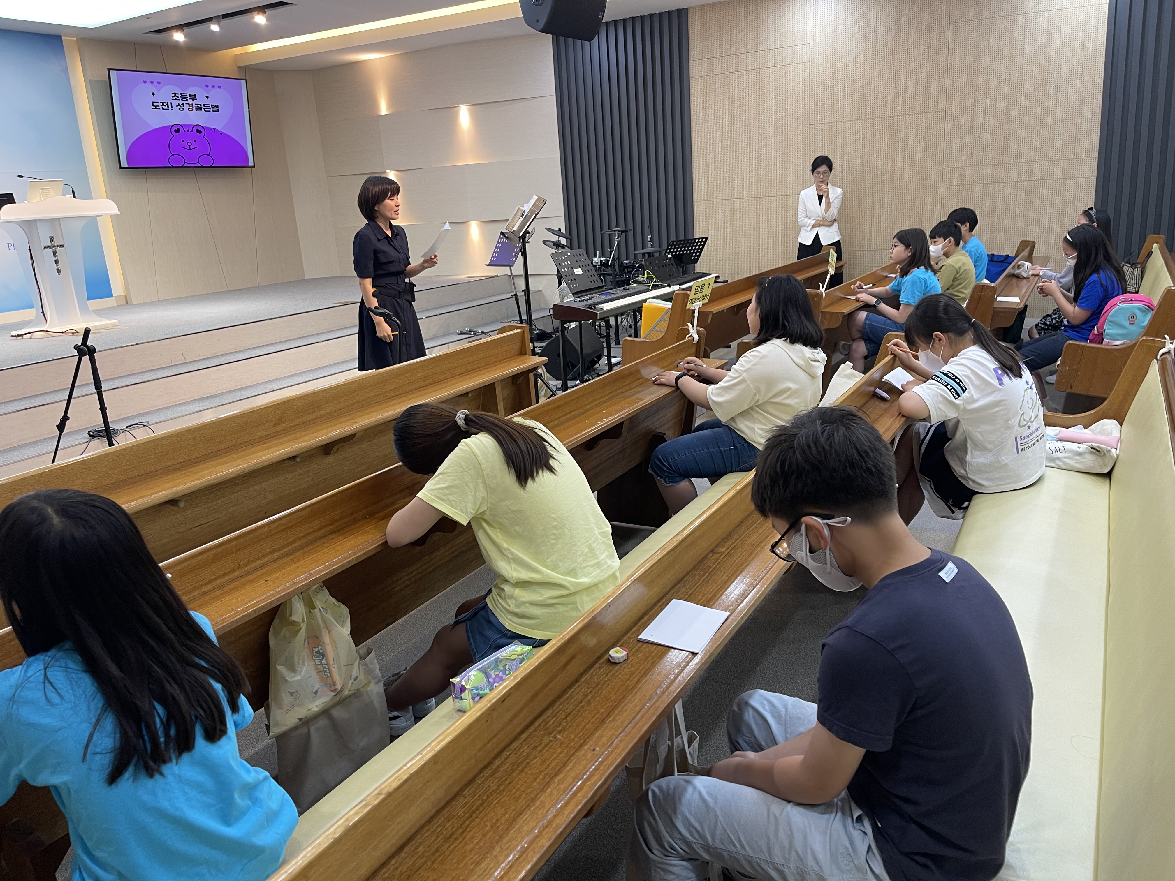 IMG_4710.jpeg : 6월 25일 초등부 예배입니다.