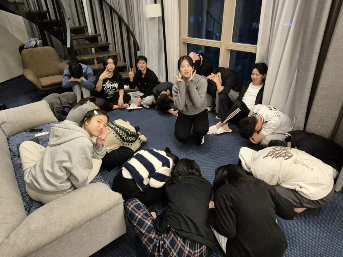 KakaoTalk_20250109_214900524_12.jpg : 2025년 1월 8일 고등부 수련회 사진입니다~