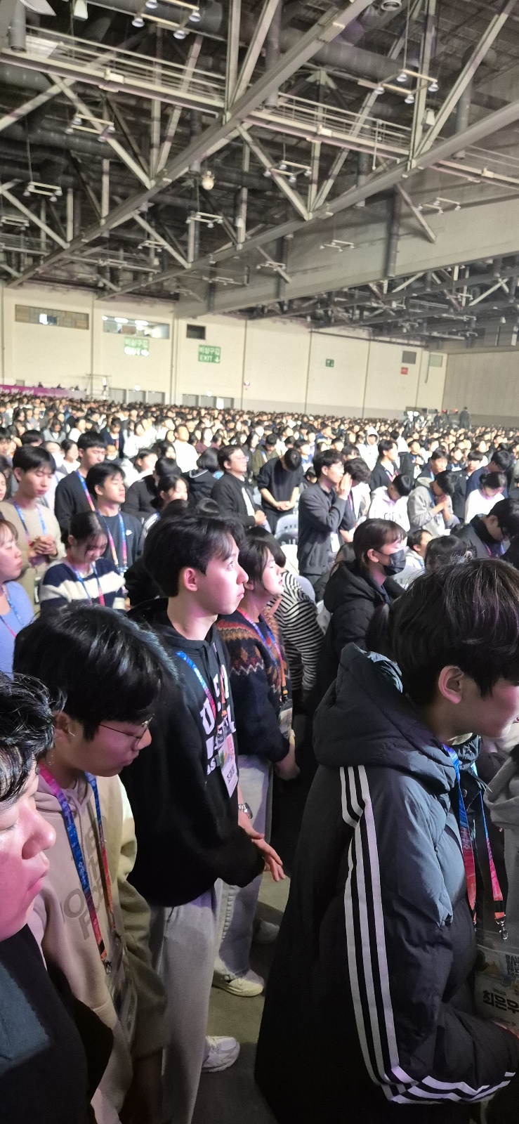 KakaoTalk_20250109_214900524.jpg : 2025년 1월 8일 고등부 수련회 사진입니다~