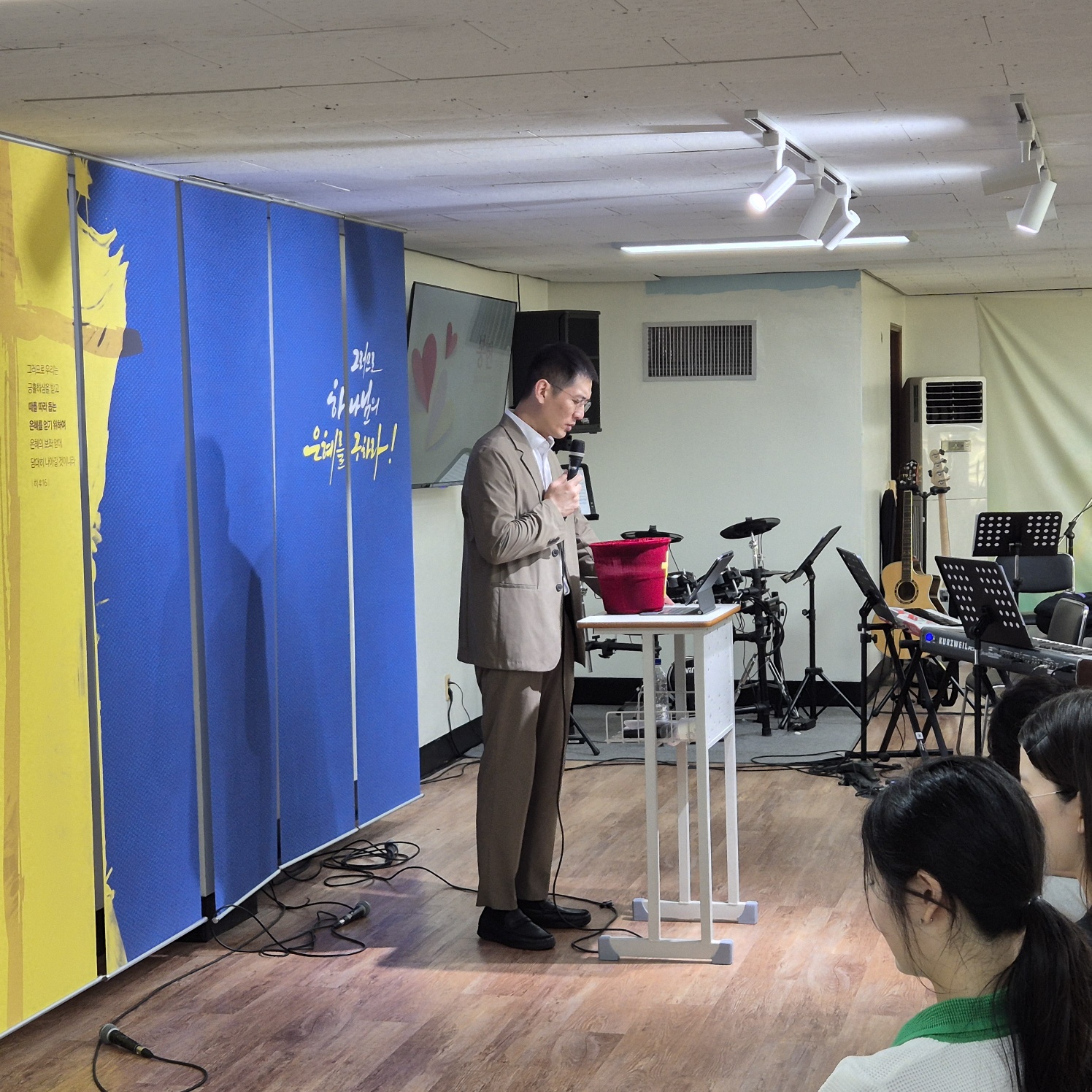 KakaoTalk_20240728_230804781_02.jpg : 7월 28일 고등부 예배 사진입니다