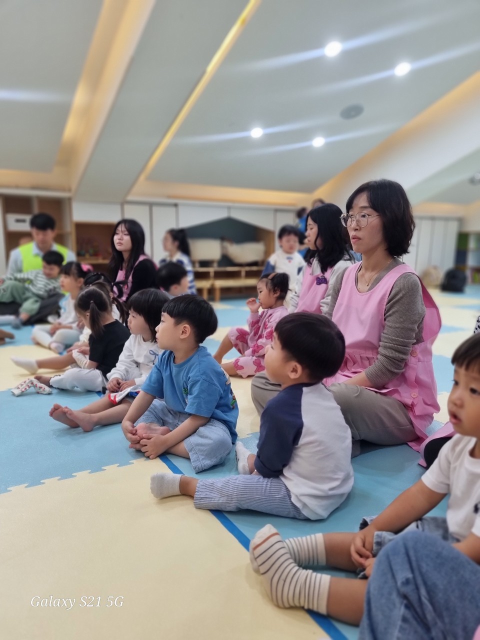 2025년 부산중앙교회 영아부_사진_20251020_12.jpg : 10월19일 주일 영아부 예배