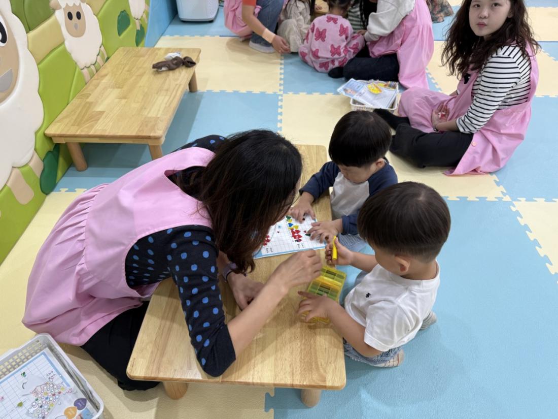 2025년 부산중앙교회 영아부_사진_20251020_25.jpg : 10월19일 주일 영아부 예배