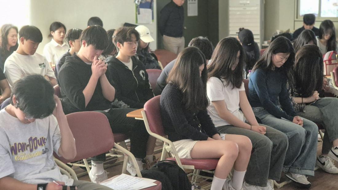 20250518_115532.jpg : 5월 18일 고등부 예배 사진입니다~