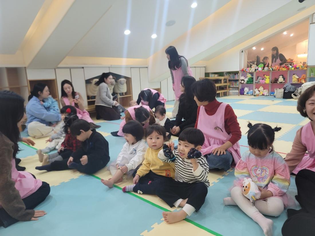2025년 부산중앙교회 영아부_사진_20250302_8.jpg : 3월2일 주일 영아부 예배