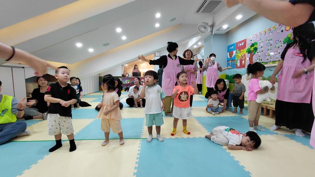 2025년 부산중앙교회 영아부_사진_20250810_81.jpg : 8월10일 주일 영아부 예배