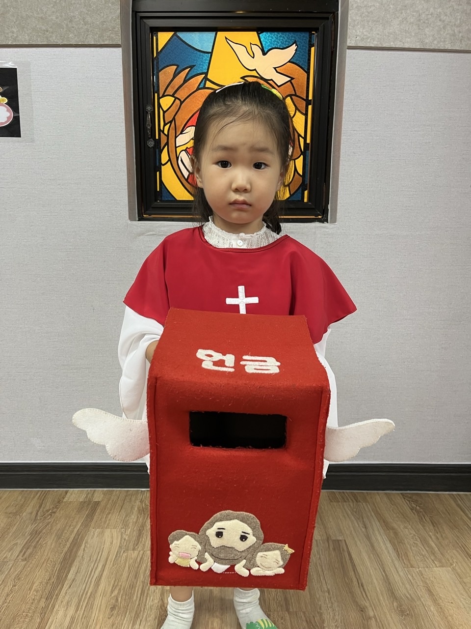 KakaoTalk_20240928_202246799_08.jpg : 20240901 유치부예배 '예수님은 우리의 완전한 구원자세요'