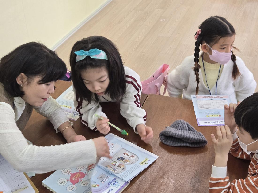 KakaoTalk_20250119_213903058_16.jpg : 1월 셋째 주 유년부 모습입니다.